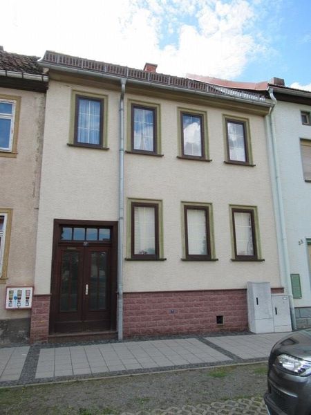 Solides Wohnhaus mit Potential - Hof und Garten inklusive